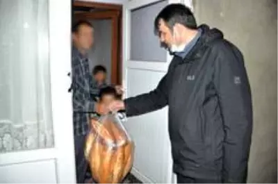 Başkan Çoğaç'tan ihtiyaç sahiplerine ekmek