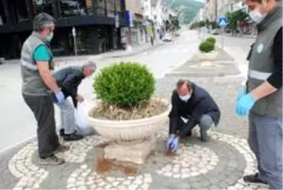 Bayramda onları unutmadılar