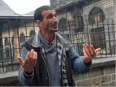 Ulu Cami önünde insanlara İslam'ı anlatan 'Filozof Ramazan' akıl hastanesine yatırıldı