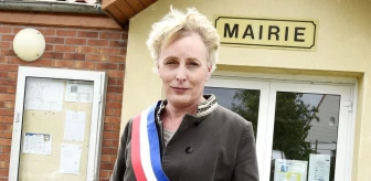 Fransa'da ilk defa bir trans birey belediye başkanı seçildi