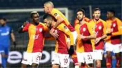 Galatasaray Belhanda ve Feghouli ile yollarını ayırıyor Galatasaray Belhanda ve Feghouli ile yollarını ayırıyor