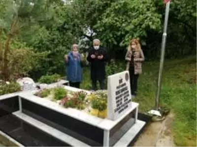 Giresun'da şehit aileleri kabir ziyaretinde bulundular.