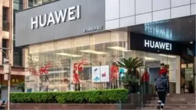 İngiltere Huawei'nin 5G Anlaşmalarını İptal Ediyor