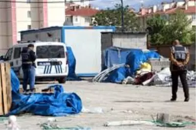 Kayseri'de 47 yaşındaki inşaat bekçisi, kulübesinde ölü bulundu Kayseri'de 47 yaşındaki inşaat bekçisi, kulübesinde ölü bulundu