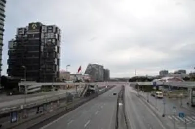 İstanbul bayramın ikinci gününde de sessizliğini koruyor