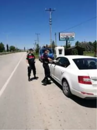 Jandarma'dan şekerli kolonyalı denetim