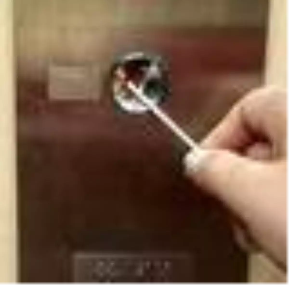 Japon firma 'düğmeye basma çubuğu' üretti