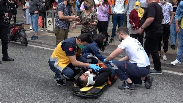 Köpek korkusu, yabancı uyruklu kadını az daha canından ediyordu Köpek korkusu, yabancı uyruklu kadını az daha canından ediyordu