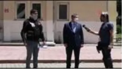Motosikletli Vefa Sosyal Destek ekibinden evdeki çocuklara bayram hediyesi Motosikletli Vefa Sosyal Destek ekibinden evdeki çocuklara bayram hediyesi
