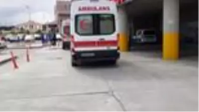 Silahlı ve baltalı kavgada 3 kişi yaralandı Silahlı ve baltalı kavgada 3 kişi yaralandı