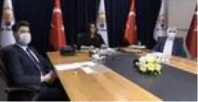 Siyasi partilerden 'dijital' bayramlaşma Siyasi partilerden 'dijital' bayramlaşma