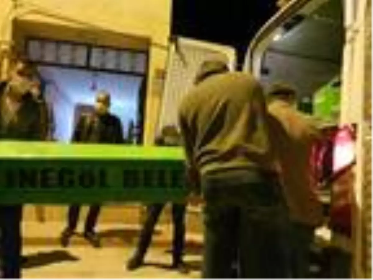 Yalnız yaşadığı evinde ölü bulundu