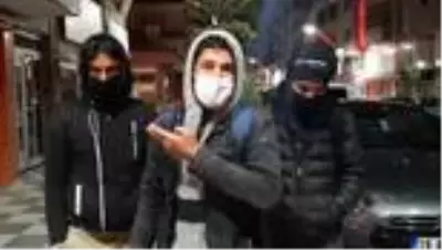 Ankara'dan Çorum'a yürüyen mültecilere başkan sahip çıktı Ankara'dan Çorum'a yürüyen mültecilere başkan sahip çıktı