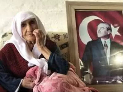 Asırlık çınarın en buruk bayramı Asırlık çınarın en buruk bayramı
