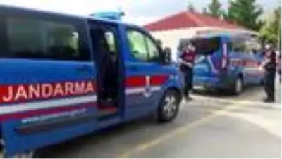Çaldıkları cenaze aracıyla uyuşturucu taşıyan 3 şüpheliden 1'i tutuklandı - KIRKLARELİ Çaldıkları cenaze aracıyla uyuşturucu taşıyan 3 şüpheliden 1'i tutuklandı - KIRKLARELİ