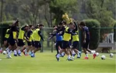 Fenerbahçe, Riva'da kampa girdi Fenerbahçe, Riva'da kampa girdi