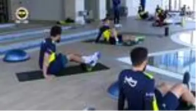 Fenerbahçe, Riva'da kampa girdi Fenerbahçe, Riva'da kampa girdi