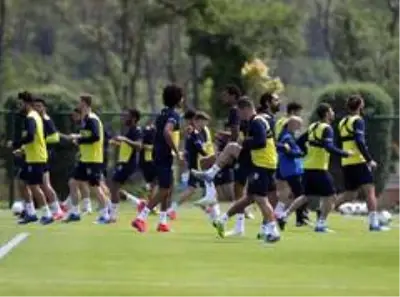 Fenerbahçe, Riva'da kampa girdi Fenerbahçe, Riva'da kampa girdi