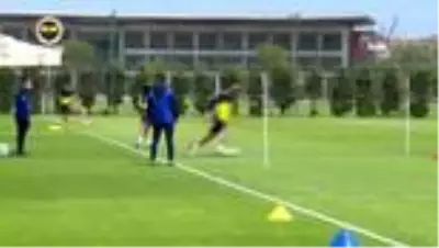 Fenerbahçe, Riva'da kampa girdi Fenerbahçe, Riva'da kampa girdi