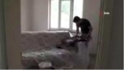 Hasta bakıcıdan gönülleri fetheden davranış...Sosyal medyadan kazandığı parayla engelli çocuğu...