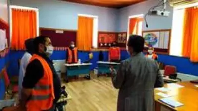 Kaymakam Yücel, vefa grubunun bayramını kutladı Kaymakam Yücel, vefa grubunun bayramını kutladı