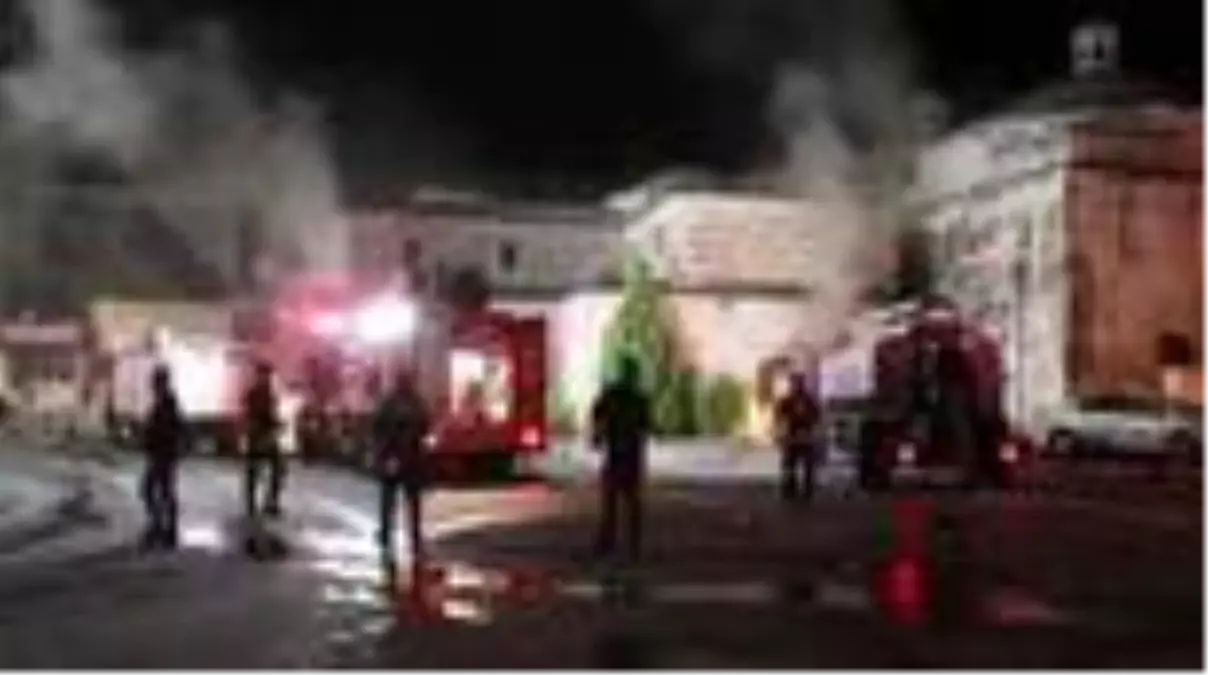 Kırklareli'nde tarihi çarşıda yangın