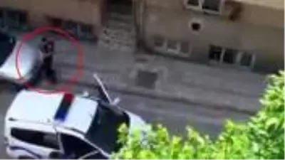 Sokakta polisi gören çocuk ağladı, polis ailelere sitem etti: Biz Yunan polisi miyiz?