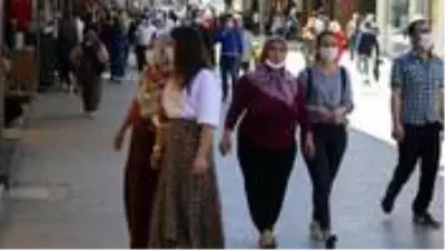 Tüm ülkede vaka sayısı azalırken Gaziantep'te korkutan artış! İstanbul ile yarışıyor Tüm ülkede vaka sayısı azalırken Gaziantep'te korkutan artış! İstanbul ile yarışıyor