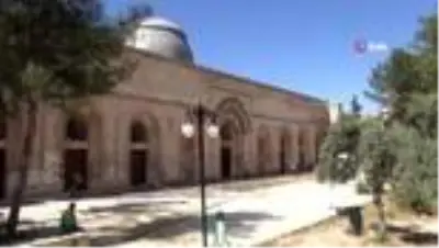 800 yıllık Ulu Camii dezenfekte edilip ibadete hazır hale getirildi 800 yıllık Ulu Camii dezenfekte edilip ibadete hazır hale getirildi