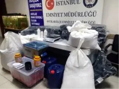 Avcılar'da kaçak tütün operasyonu: 2 gözaltı Avcılar'da kaçak tütün operasyonu: 2 gözaltı
