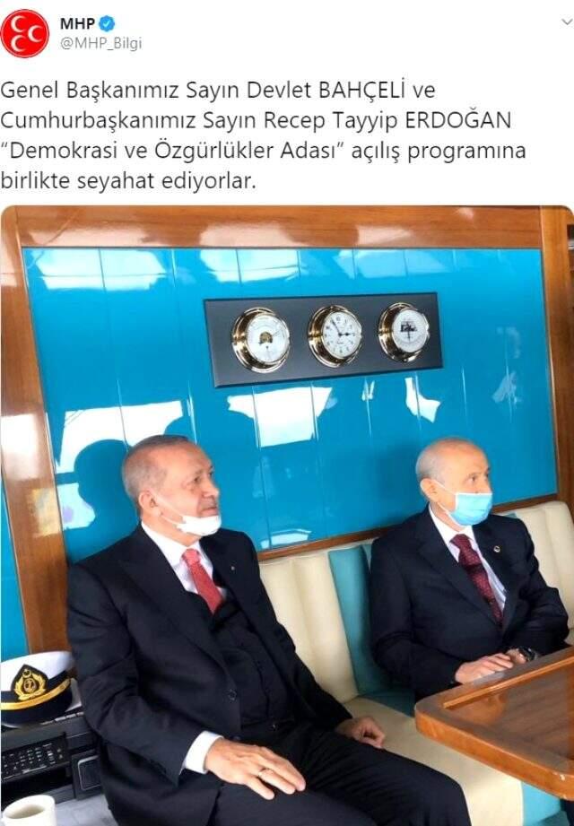 Aylar sonra bir araya gelen Erdoğan ve Bahçeli, birlikte seyahat etti Aylar sonra bir araya gelen Erdoğan ve Bahçeli, birlikte seyahat etti