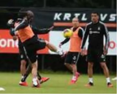 Beşiktaş'ta çalışmalar sürüyor Beşiktaş'ta çalışmalar sürüyor