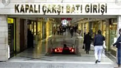 Bursa'da tarihi çarşı ve hanlar bölgesi bir kez daha kapılarını açtı Bursa'da tarihi çarşı ve hanlar bölgesi bir kez daha kapılarını açtı