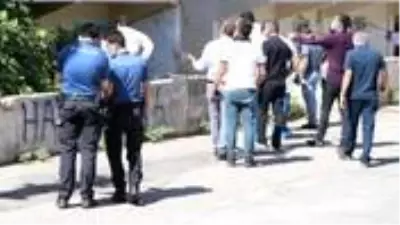 Oyun oynayan çocuklar cansız beden buldu! Mahalleli böyle izledi Oyun oynayan çocuklar cansız beden buldu! Mahalleli böyle izledi
