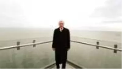 Cumhurbaşkanı Erdoğan ve MHP Genel Başkanı Bahçeli, Demokrasi ve Özgürlükler Adası'nı gezdi Cumhurbaşkanı Erdoğan ve MHP Genel Başkanı Bahçeli, Demokrasi ve Özgürlükler Adası'nı gezdi