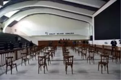 Demokrasi ve Özgürlükler Adası ilk kez görüntülendi Demokrasi ve Özgürlükler Adası ilk kez görüntülendi