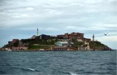 Demokrasi ve Özgürlükler Adası ilk kez görüntülendi Demokrasi ve Özgürlükler Adası ilk kez görüntülendi