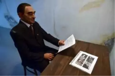 Demokrasi ve Özgürlükler Adası ilk kez görüntülendi Demokrasi ve Özgürlükler Adası ilk kez görüntülendi