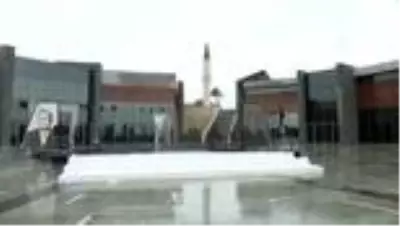 İsmi 'yassı', namı 'yaslı' ada, Demokrasi ve Özgürlükler Adası olarak yeniden doğuyor (3) İsmi 'yassı', namı 'yaslı' ada, Demokrasi ve Özgürlükler Adası olarak yeniden doğuyor (3)