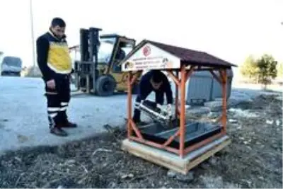 Kastamonu Belediyesi, 60 noktaya 400 kilogram mama bıraktı Kastamonu Belediyesi, 60 noktaya 400 kilogram mama bıraktı
