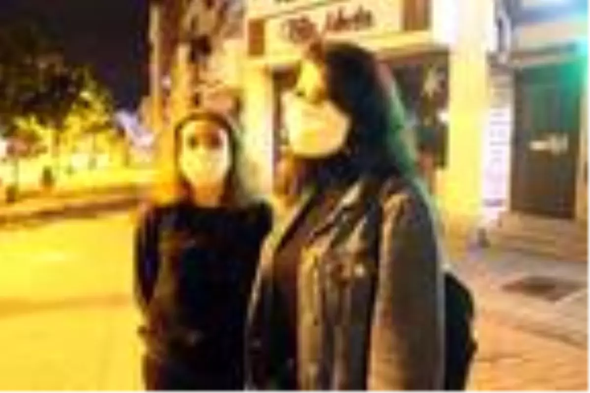 Kısıtlama kalktı, vatandaşlar dışarıya çıktı