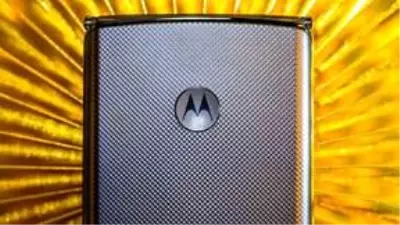 Motorola Razr Teknik Özellikleri Sızdırıldı! Merak Edilen Detaylar Motorola Razr Teknik Özellikleri Sızdırıldı! Merak Edilen Detaylar