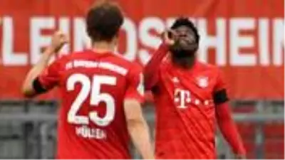 Bayern Münih’li Thomas Müller, hız rekoru kıran Davies’i çizgi film karakteri Road Runner’a benzetti