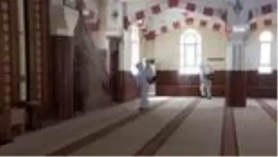 Şahinbey'de camiler ibadete hazırlanıyor Şahinbey'de camiler ibadete hazırlanıyor