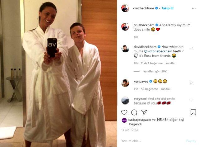 Senelerdir poz verirken gülümsemeyen Victoria Beckham, ilk kez kahkaha atarken fotoğraf çekti