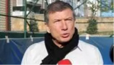 Tanju Çolak: Mert Hakan G.Saray'la sözleşme imzalamadıysa, Fenerbahçe'ye transferi daha yakın Tanju Çolak: Mert Hakan G.Saray'la sözleşme imzalamadıysa, Fenerbahçe'ye transferi daha yakın