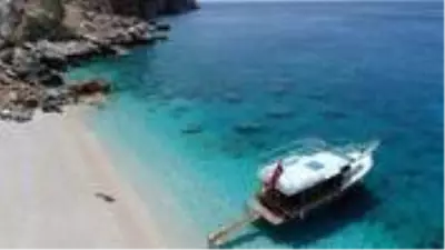 Türkiye'nin Maldivler'ini korona vurdu! Milyonlarca turist ağırlarken şimdilerde ıssız bir ada Türkiye'nin Maldivler'ini korona vurdu! Milyonlarca turist ağırlarken şimdilerde ıssız bir ada