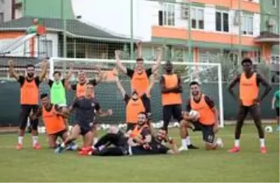 Alanyaspor'da Başakşehir maçı hazırlıkları Alanyaspor'da Başakşehir maçı hazırlıkları