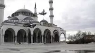 Ankara'da cuma namazı kılınacak cami avluları ve açık alanlar belirlendi