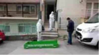 15 gündür haber alınamayan adam kokular gelmesi üzerine evinde ölü bulundu